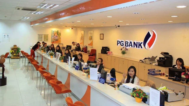 Petrolimex Commercial Bank raises share price